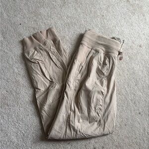 LULU-LEMON DANCE STUDIO PANT JOGGERS